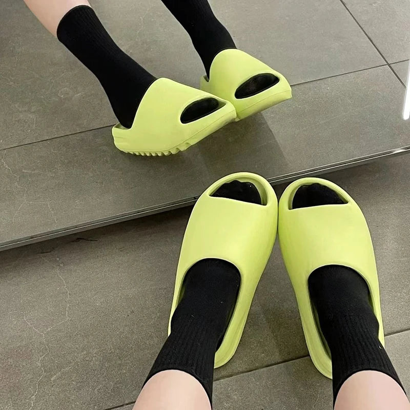 VIBE SLIDES - Unisex para mujeres y hombres, zapatillas bonitas de fondo grueso, plataforma, tacón grueso, sala de estar, baño, toboganes, antideslizantes, tendencia, zapatos de diseñador